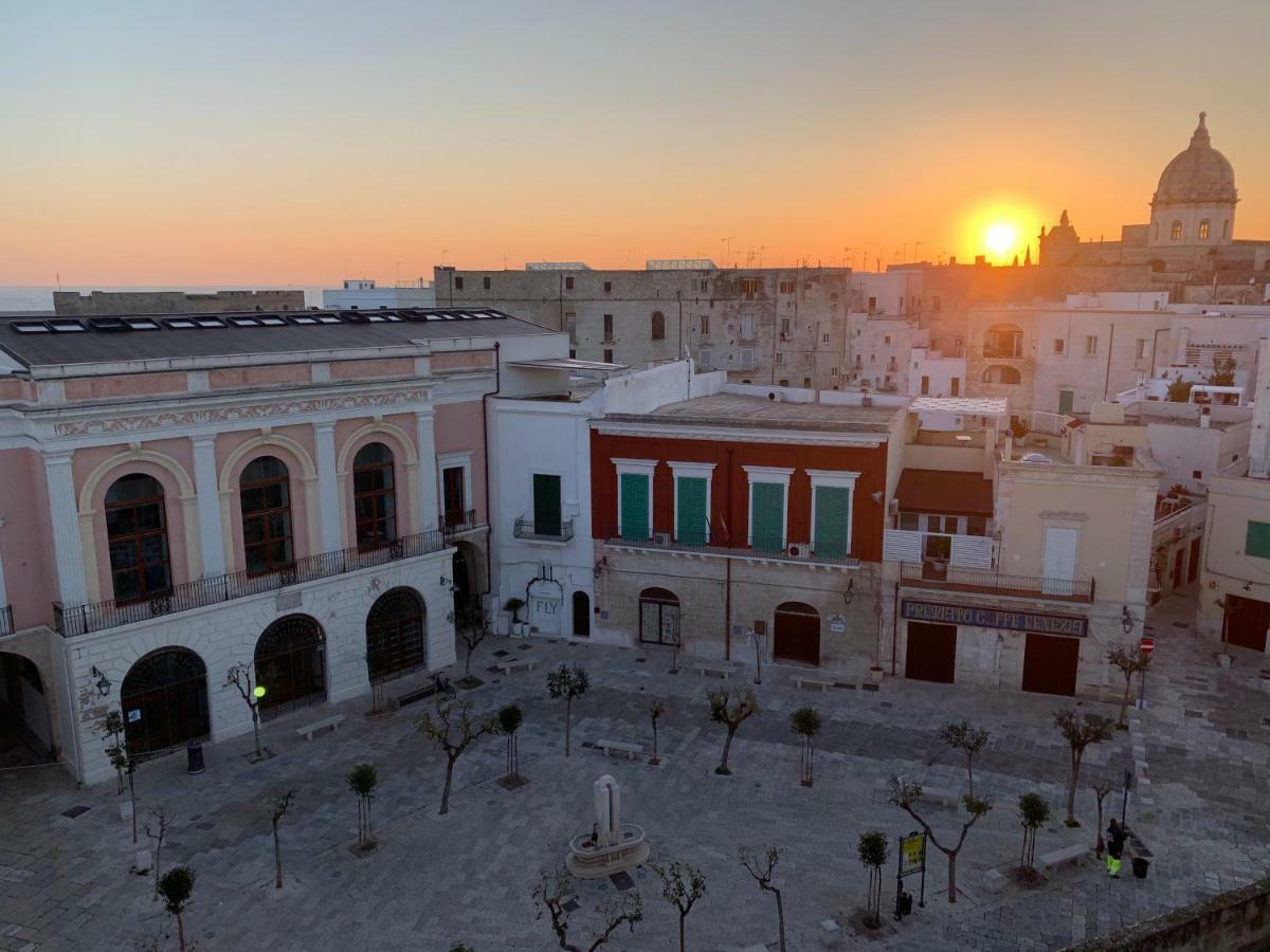 Palazzo Dei Gesuiti Monopoli Exteriér fotografie